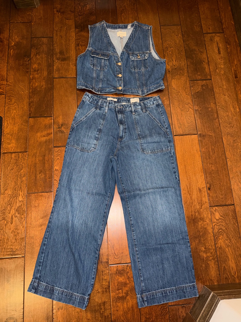 Universal Thread Women's Denim Vest & Straight-Leg Jeans in Blue SET